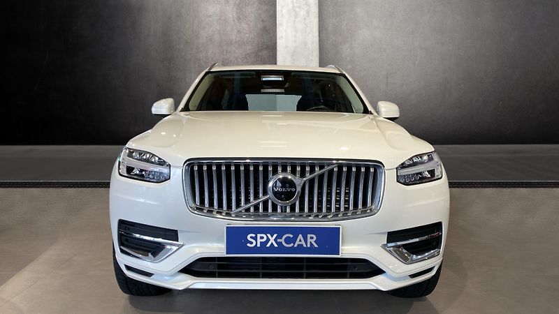 Volvo XC90 INSCRIPTION, B5 AWD, 173+10 kW - fotka 3 z 31