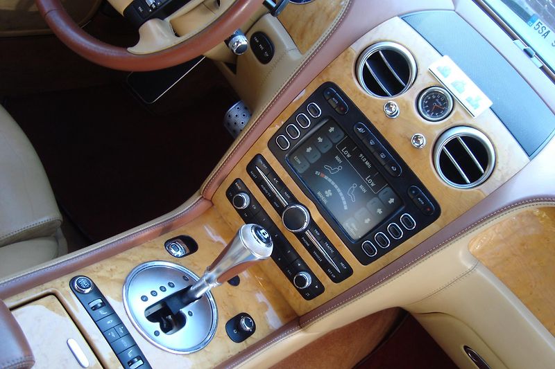 Bentley Continental GT (2007) 6.0W12,Diamond SERIES MULLINER - fotka 39 z 53