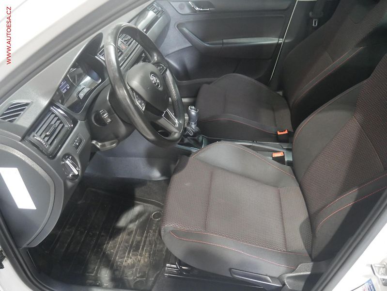 Škoda Rapid (2014) 1.2 TSI, Panorama - fotka 9 z 18