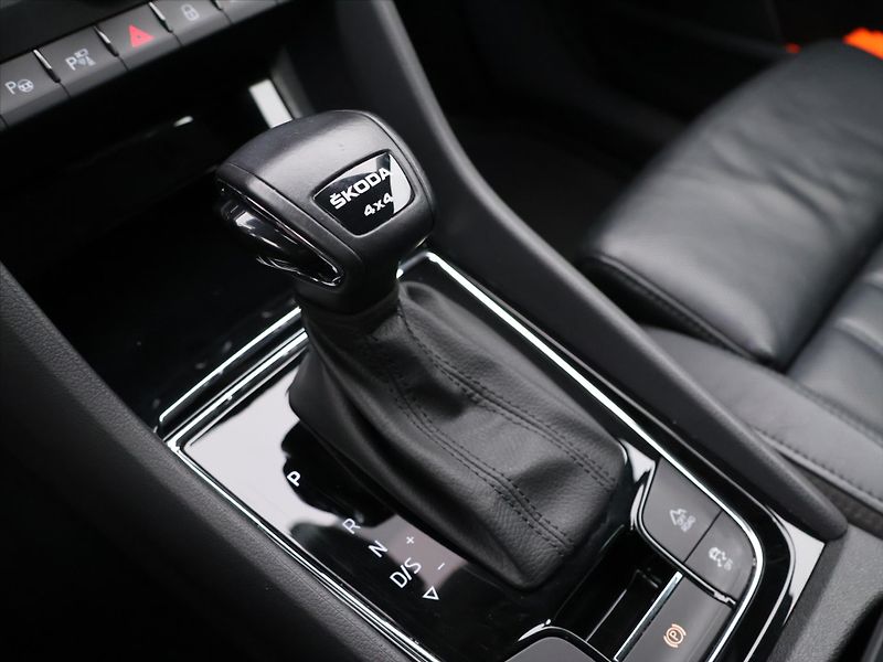 Škoda Kodiaq 2,0 TDI 147kW L&K 4x4 CZ DPH - fotka 24 z 33