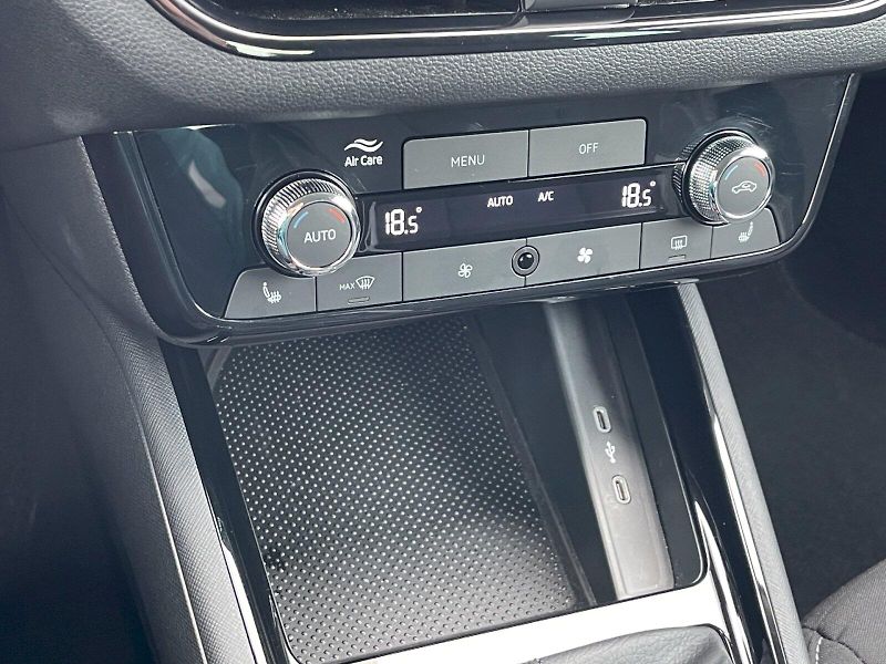Škoda Kamiq (2025) 1.0 TSI 85kW Selection - fotka 13 z 33