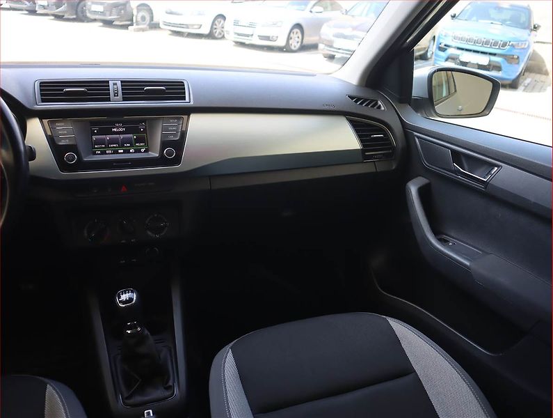 Škoda Fabia (2016) 1.2 TSI - fotka 8 z 15