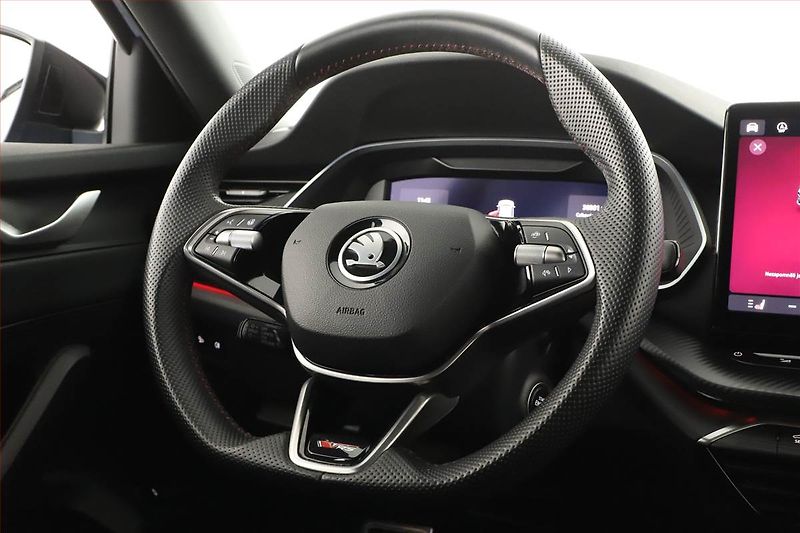 Škoda Octavia (2025) RS 2.0 TSI, RS, Navigace - fotka 21 z 21