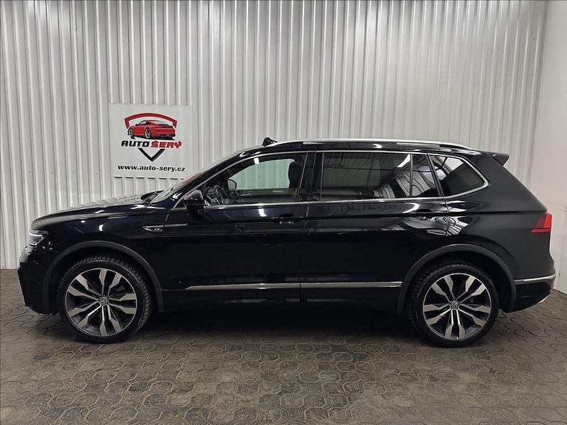Volkswagen Tiguan Allspace 2.0TSI 140kW 4M FULL R-LINE - fotka 4 z 50