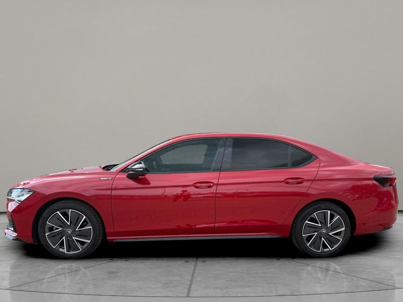 Škoda Superb Sportline 2.0TSI 150kw DSG - fotka 3 z 27