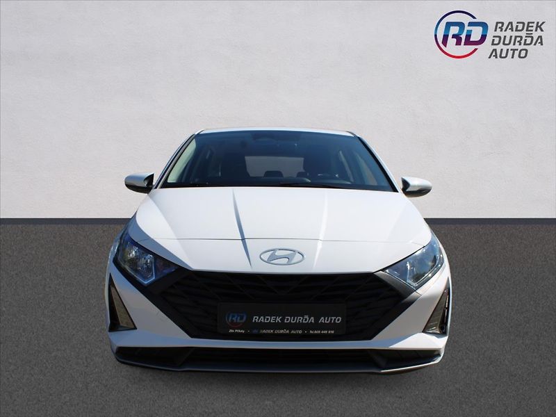 Hyundai i20 1,2 i  1MAJ,ZÁRUKA,DPH,25327KM - fotka 2 z 32