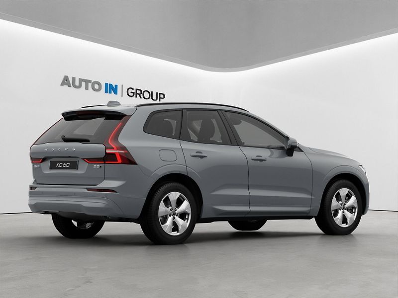 Volvo XC60 (2026) B5 AWD Mild Hybrid Essential - fotka 6 z 8