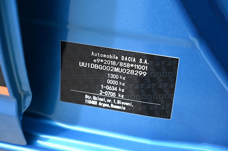 Dacia Spring Comfort Plus El 27kWh SoH 91,1 - fotka 32 z 41