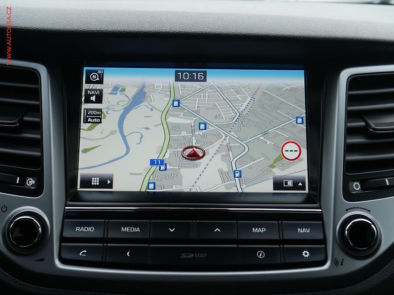 Hyundai Tucson (2016) 2.0 CRDi 4WD, 2.maj,ČR, Navi - fotka 12 z 18