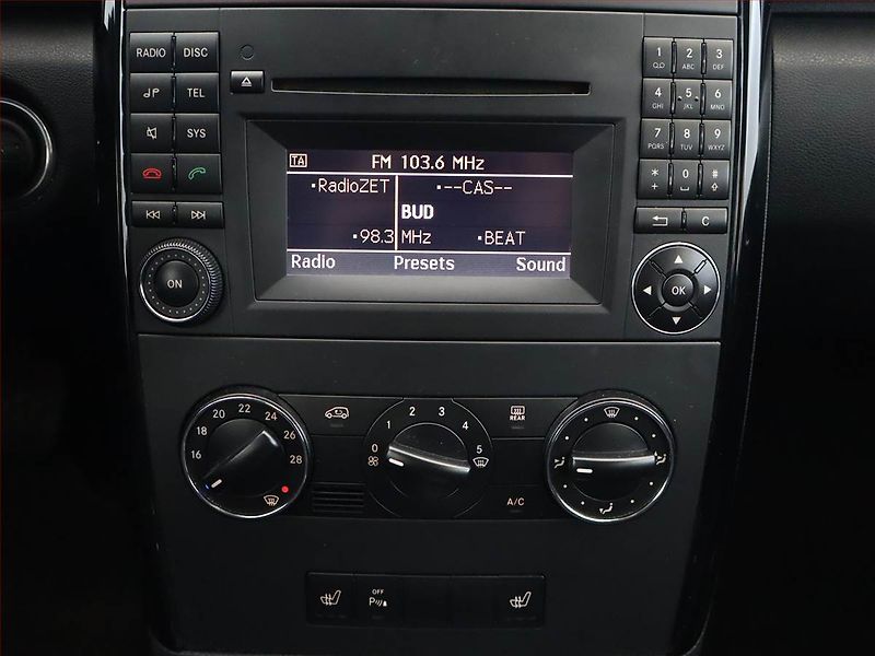 Mercedes-Benz Třídy A (2012) A 160 CDI , Automat, Tempomat - fotka 9 z 14