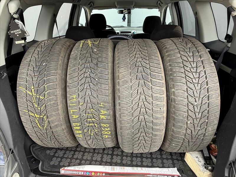 Mitsubishi Outlander 2,4 MIVEC 125kW-LPG-4x4-SERVIS - fotka 11 z 33