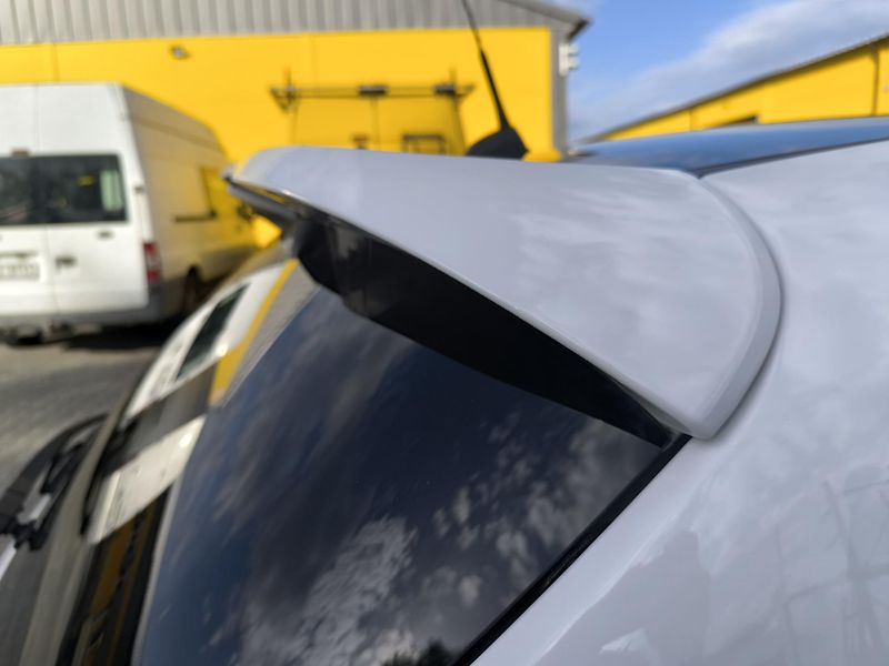 Opel Corsa 1.3 DOLOŽENÉ KM,SERVISNÍ KN - fotka 29 z 43