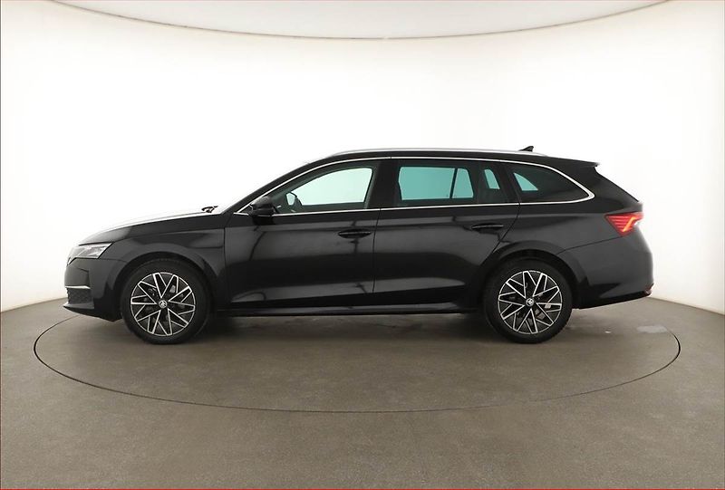 Škoda Octavia (2024) Top Selection 2.0 TDI - fotka 3 z 17