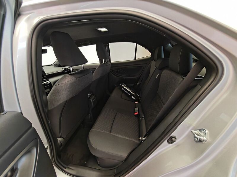 Toyota Yaris Cross 1.5 TNGA HEV CVT Style 2x4 - fotka 21 z 36