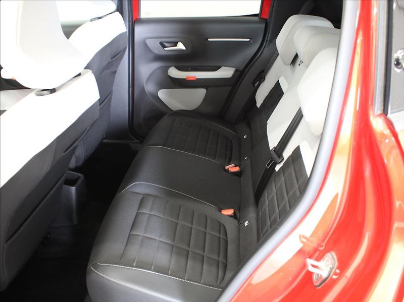 Citroën C3 1,2 Turbo 100k. PLUS 4 680km! - fotka 7 z 14