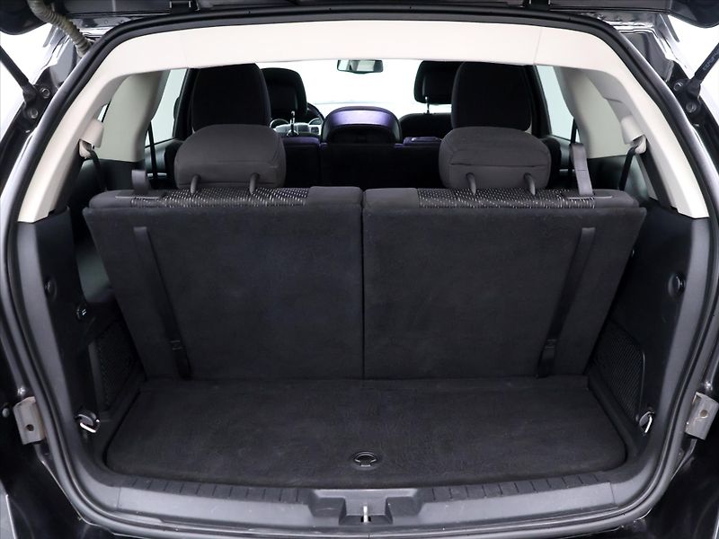 Fiat Freemont 2,0 Multijet 125kW Urban Aut - fotka 10 z 33