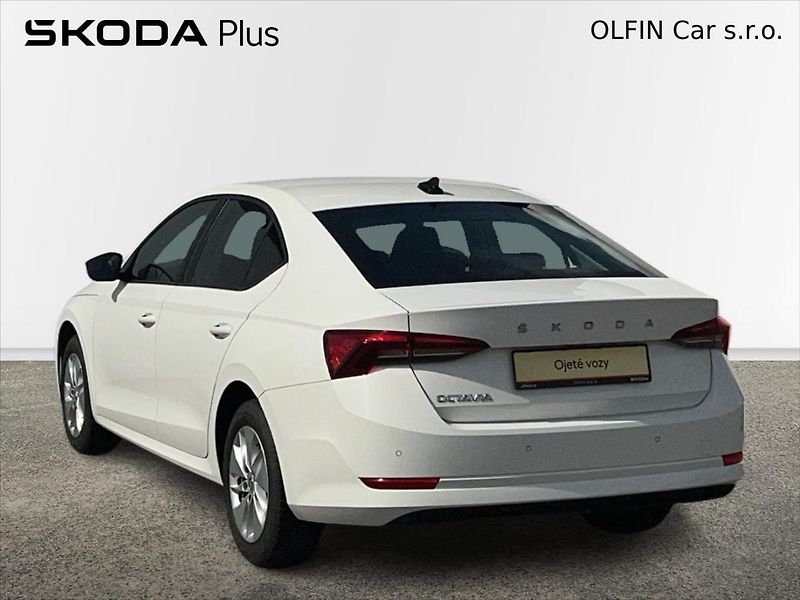 Škoda Octavia 2,0 TDi 85kW AMBITION PLUS  IV - fotka 8 z 24
