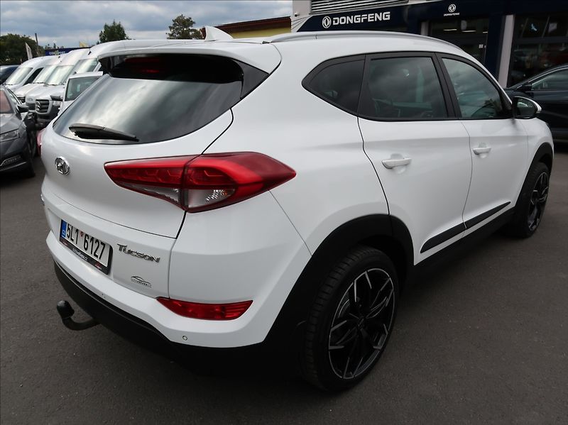 Hyundai Tucson 1,7 CRDi,85kW,1majČR,navi,tažn - fotka 3 z 27