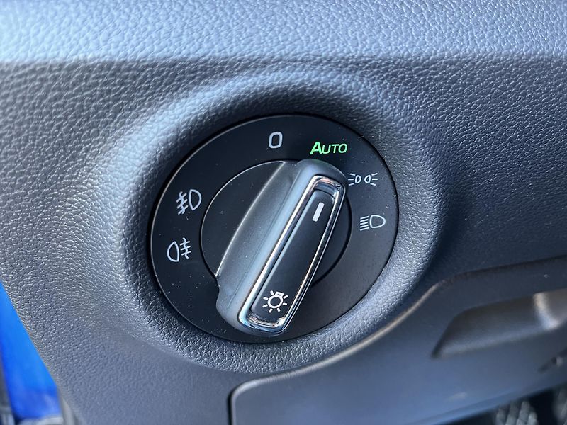 Škoda Kamiq (2022) 1.5TSI 110KW ACTIVE LED TAŽNÉ - fotka 46 z 47