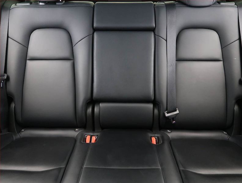 Tesla Model Y (2023) Long Range AWD 79kWh, SoH 91% - fotka 10 z 33