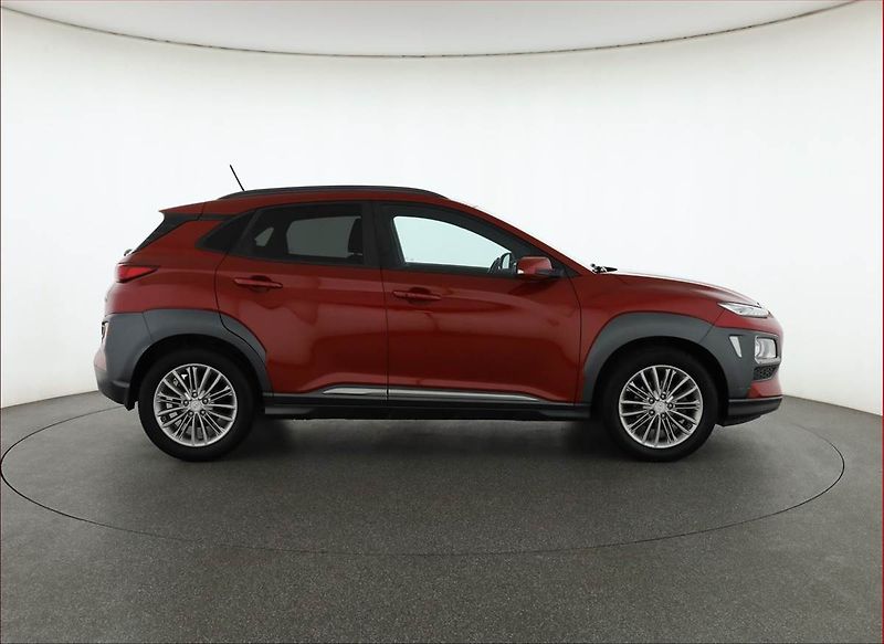 Hyundai Kona (2017) Premium 1.0 T-GDI, Serv.kniha - fotka 6 z 18