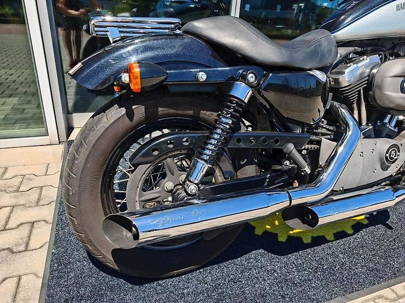 Harley-Davidson XL 1200N Sportster 1200 Nightster (2012) - fotka 15 z 19