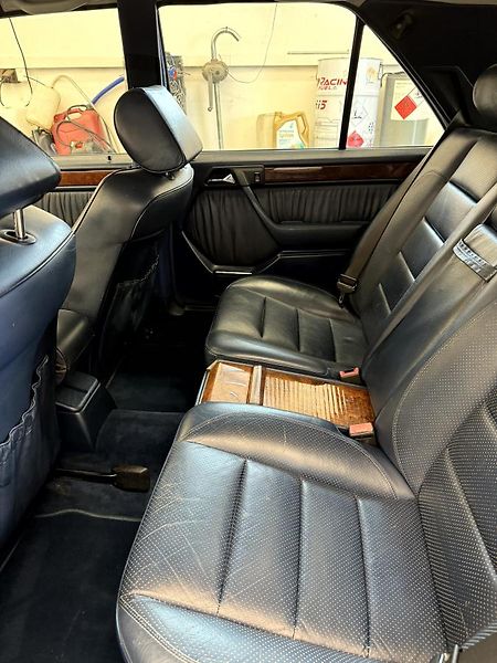 Mercedes-Benz Ostatní 500E W124  - fotka 14 z 18