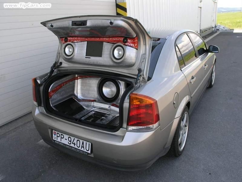 ZKUŠENOSTI UŽIVATELE: Opel Vectra 2.2 DTI sedan & GTS