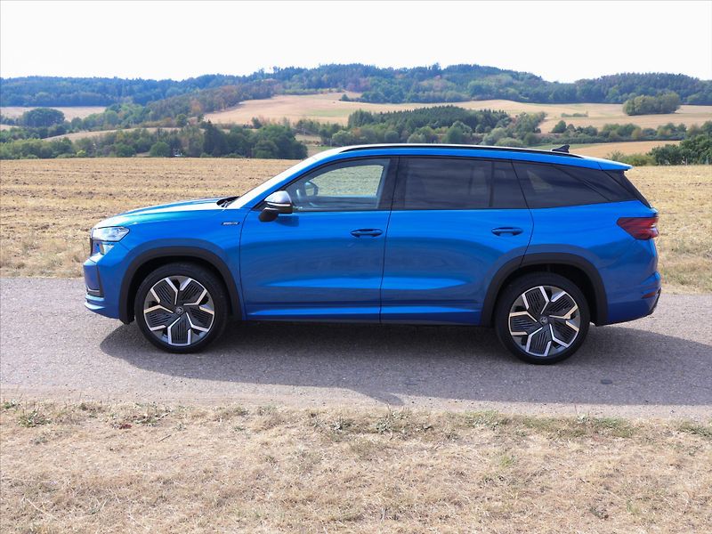 Škoda Kodiaq 2,0 TDI DSG 4x4 Sportline 7-Mí - fotka 4 z 34