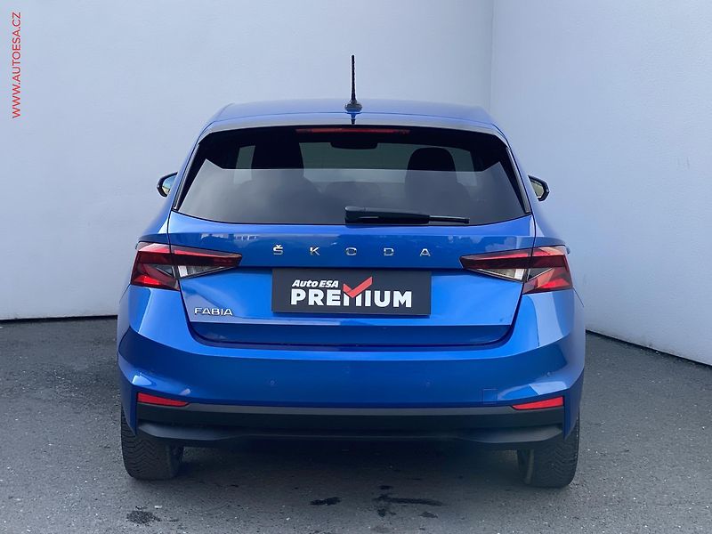 Škoda Fabia (2024) 1.0 TSi, 1.maj,ČR, Style, DSG - fotka 5 z 20