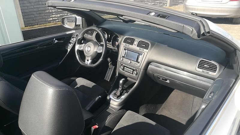 Volkswagen Golf (2013) VI 2,0TDI CABRIO DSG EL.STŘECH - fotka 15 z 17