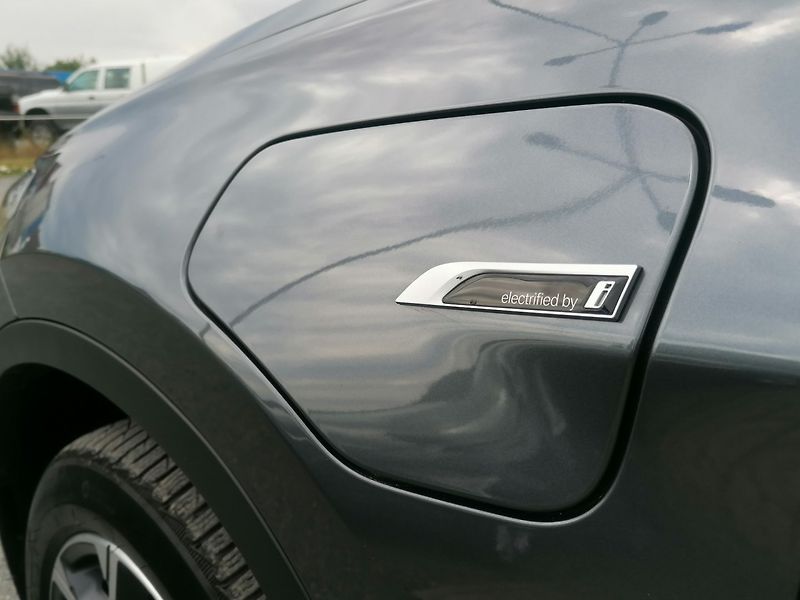 BMW X1 (2022) xDrive25eA Plug-in Hybrid - fotka 31 z 41