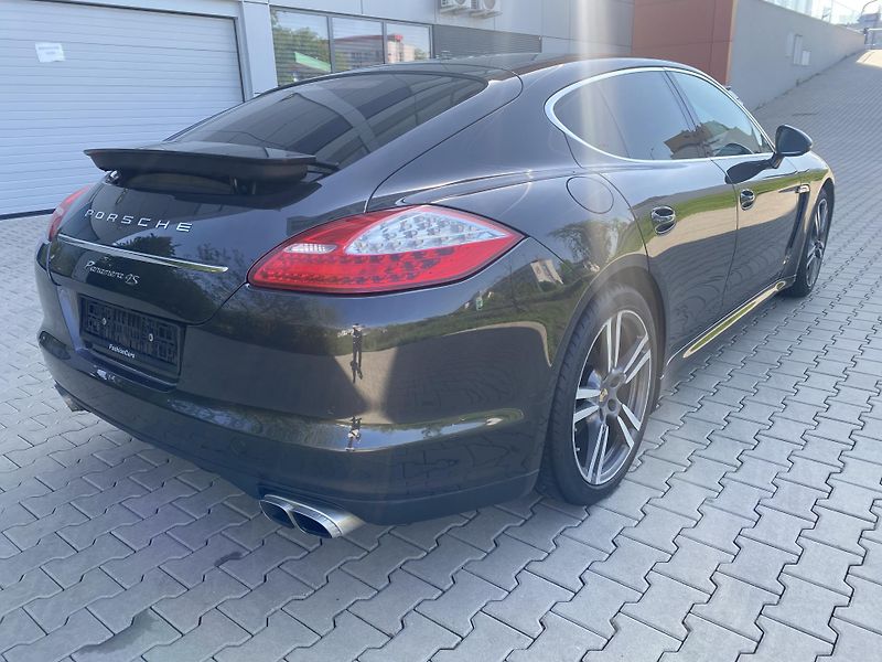 Porsche Panamera (2012) 4S PRAVIDELNÝ SERVIS TOP - fotka 6 z 16