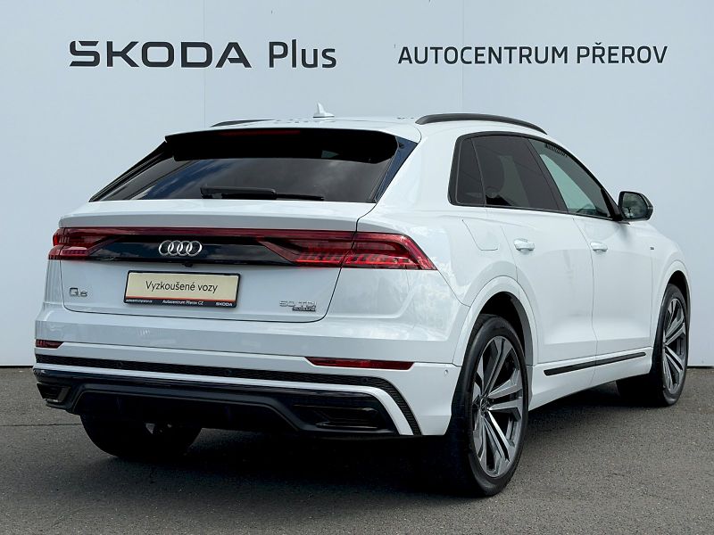 Audi Q8 (2023) 50 TDI 210kW Quattro S-LINE - fotka 2 z 35