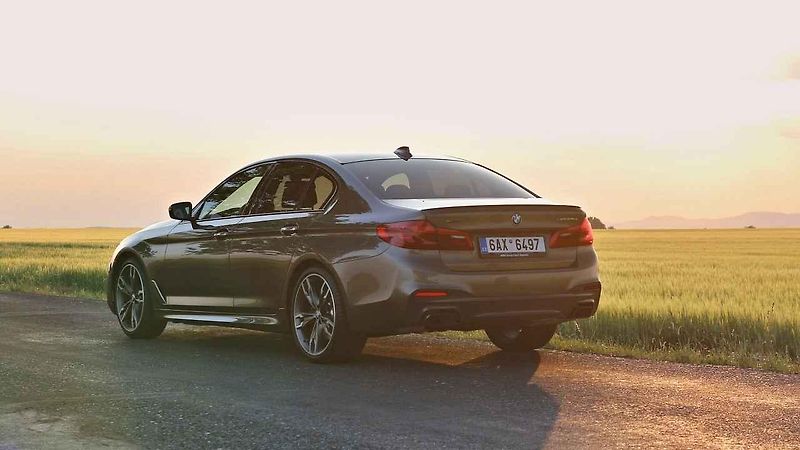 BMW M550d.