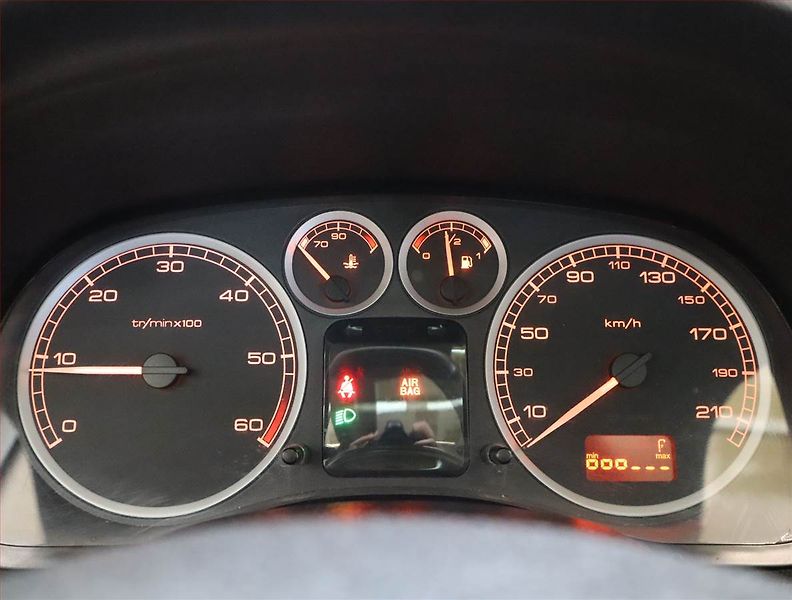 Peugeot 307 (2002) 2.0 HDI, 7 míst, Eko.zaplacen - fotka 11 z 14