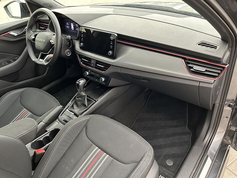 Škoda Kamiq 1.0 TSI Monte Carlo - fotka 27 z 30