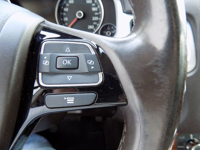 Volkswagen Touareg (2010) 3.0TDI/4x4/Chl.sedačky/LED/ - fotka 32 z 43