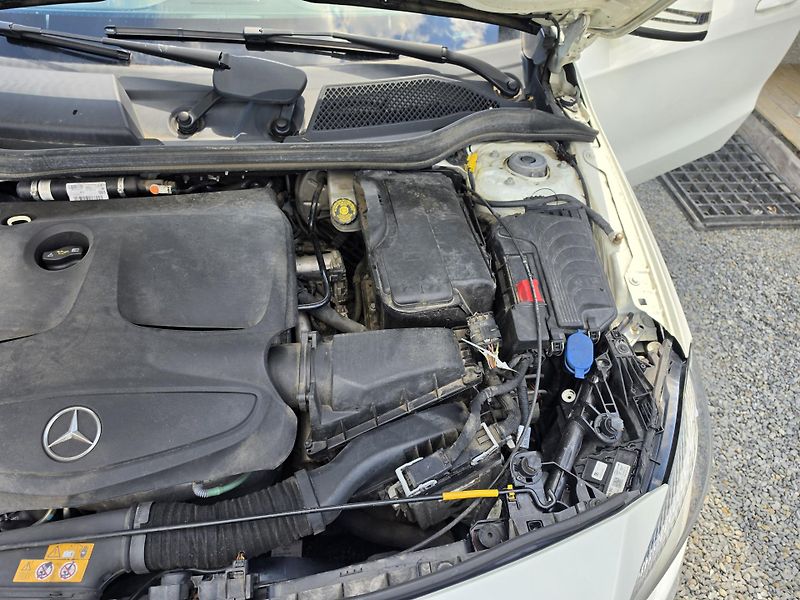 Mercedes-Benz Třídy A 160i  - fotka 17 z 18