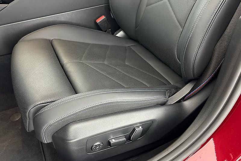 BMW Řada 5 řady 5 | 520d xDrive - fotka 7 z 24