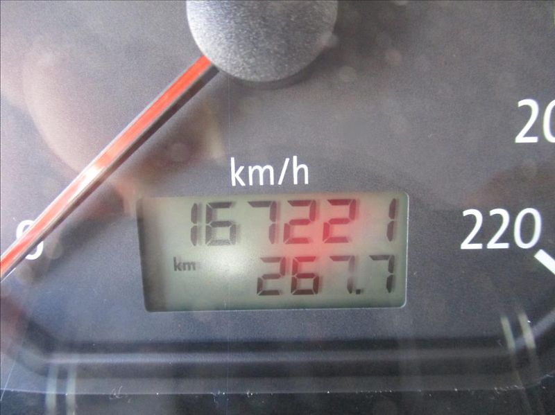 Volkswagen Polo 1,2 i,servisní kniha,ABS, - fotka 11 z 18