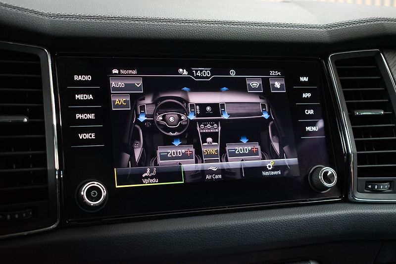 Škoda Kodiaq 2.0 TDI STYLE+*TAŽNÉ*DPH*ČR 1M - fotka 32 z 48