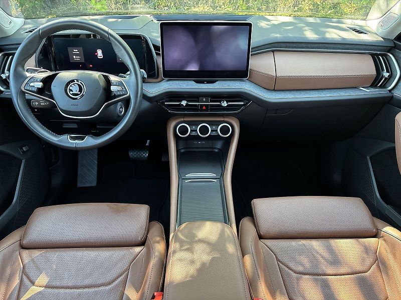 Škoda Kodiaq (2024) 2.0 TDI 4x4 DSG Exclusive Sele - fotka 5 z 36