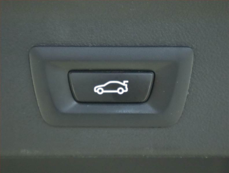 BMW iX3 (2021) 80 kWh, SoH 98% - fotka 18 z 25