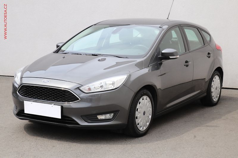 Ford Focus (2014) 1.5EB, Titanium, navi, +kola - fotka 3 z 3