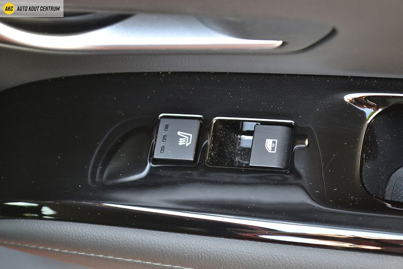 Hyundai Tucson 1,6 T-GDI PHEV 4WD AT PREMIUM - fotka 19 z 69