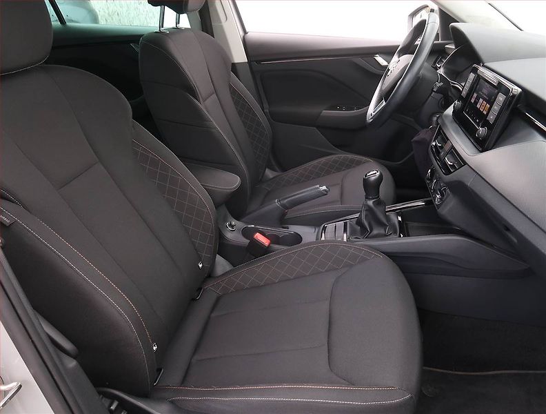 Škoda Scala (2021) Ambition 1.0 TSI, Serv.kniha - fotka 9 z 18