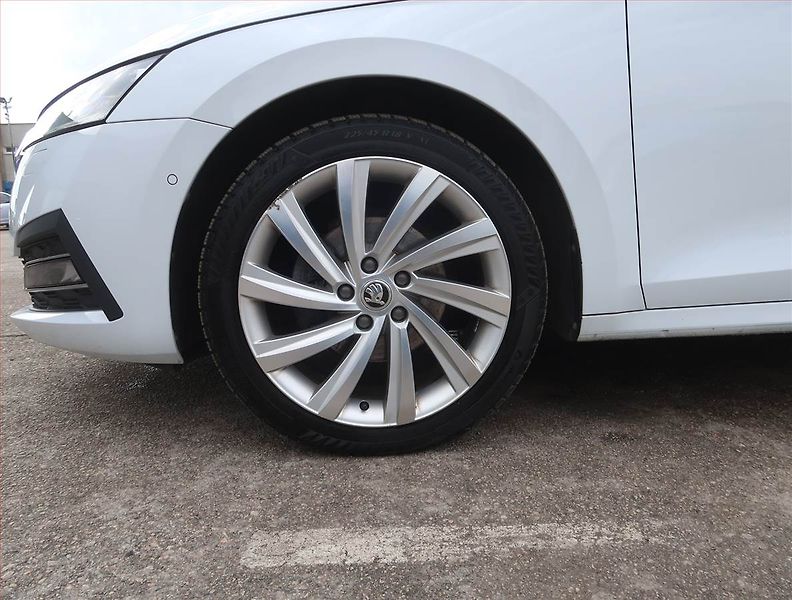 Škoda Octavia (2020) Style 2.0 TDI, Automat - fotka 15 z 24