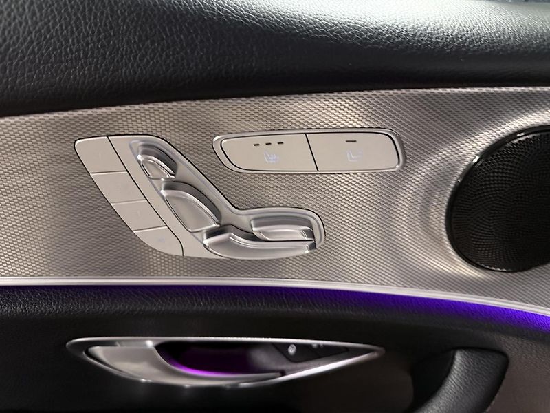 Mercedes-Benz Třídy E (2018) 220D,TOP ,TZ, adaptivní tempo - fotka 21 z 34