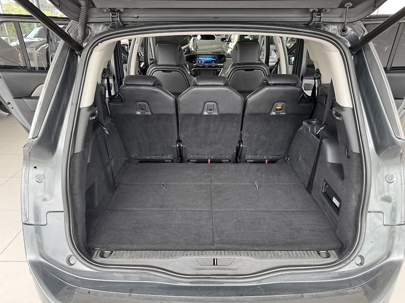 Citroën Grand C4 Picasso 2,0HDi AUT*Masáže*REZERVACE! - fotka 32 z 37